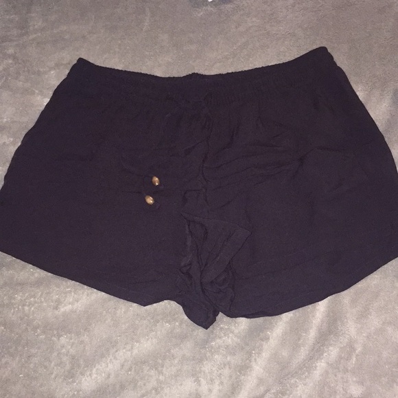 Black Shorts, open to all offers!! - Picture 2 of 2
